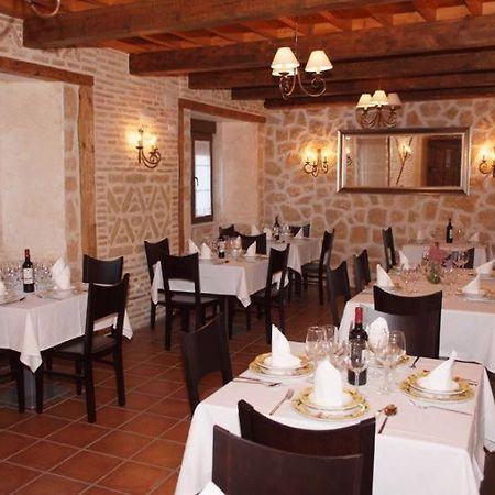 La Casona De Dona Petra Villarmentero de Campos Exterior foto